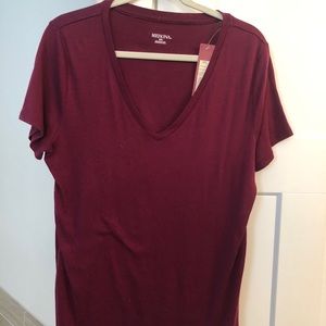 Wine color as tee NWT